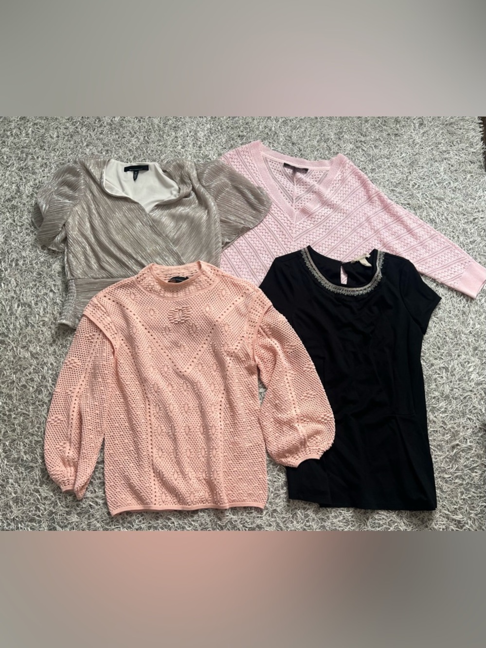 Women’s Lot of Banana Republic and WHBM Tops Size Small